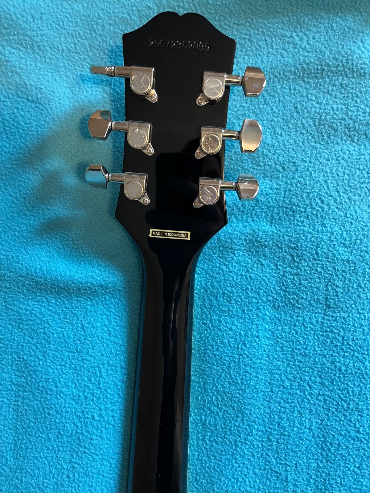 Epiphone SG Tribute Plus – Cherry Burst