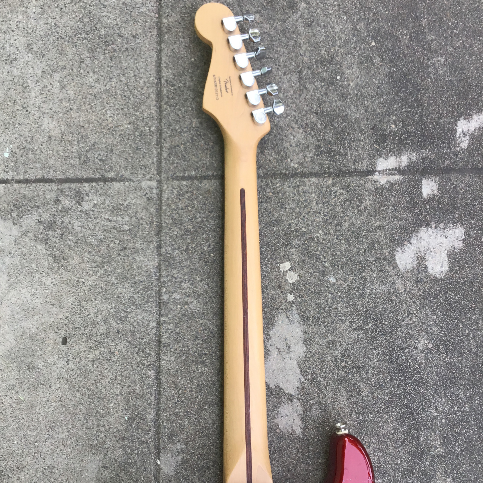 Squier by Fender Affinity Strat Electric Guitar Cherry Apple Red 6 Strings