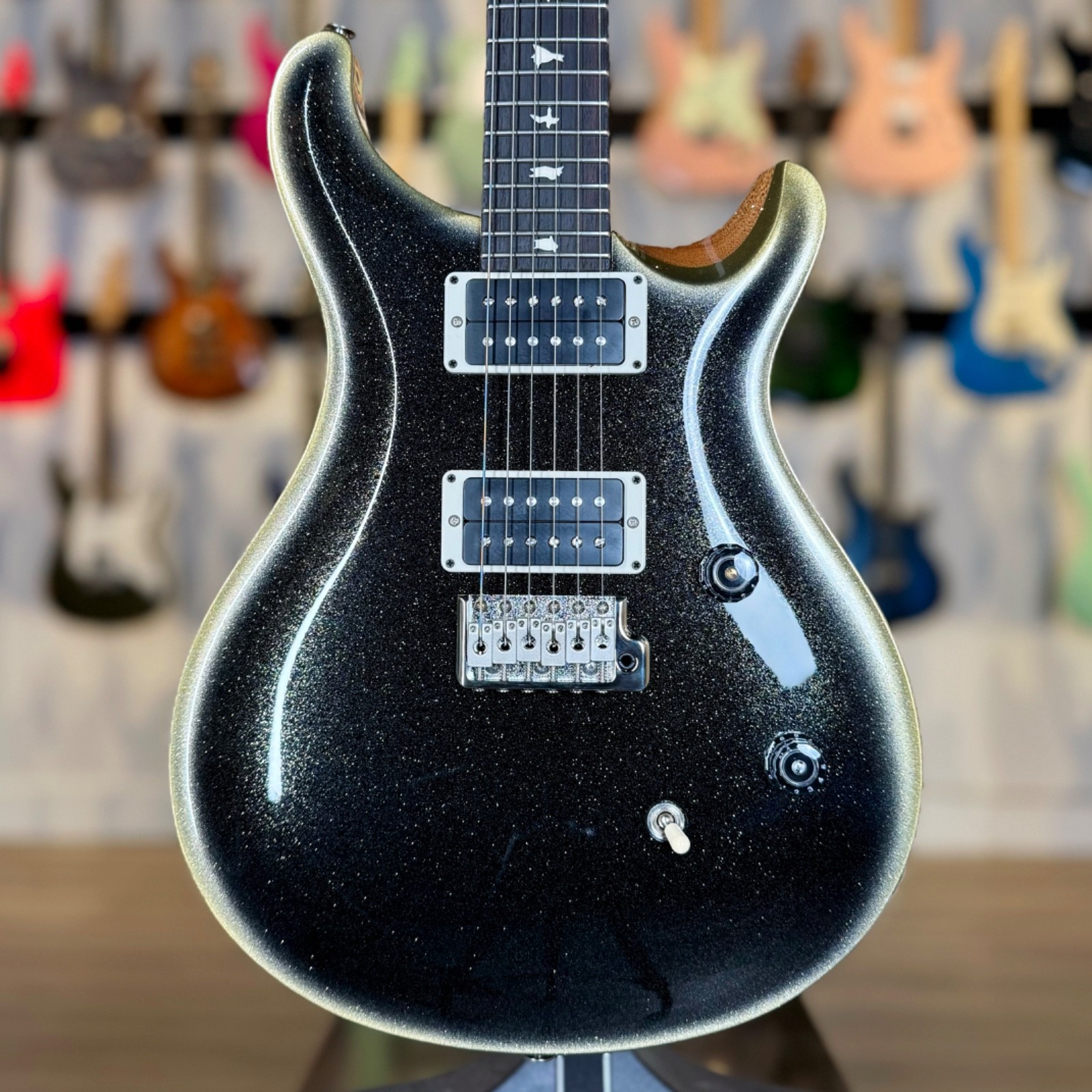 PRS CE 24 Sprayer’s Choice – Black Gold Sparkle Gold Burst