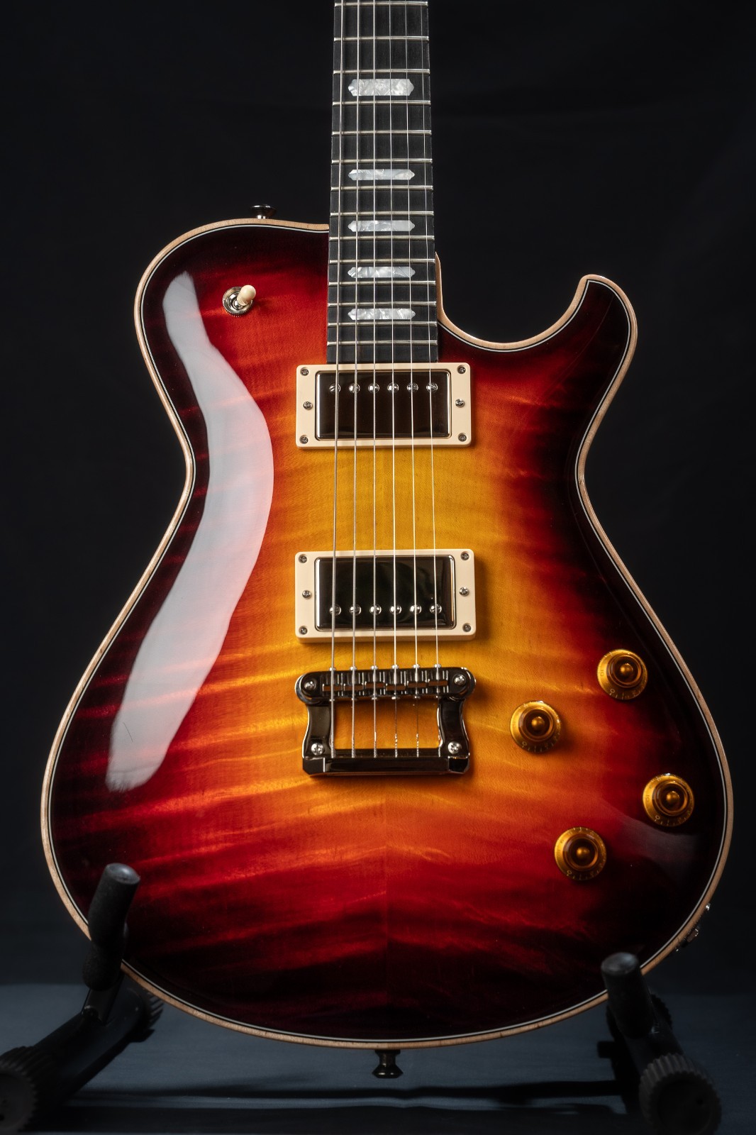 Knaggs Kenai-Sunrise Burst-In Stock