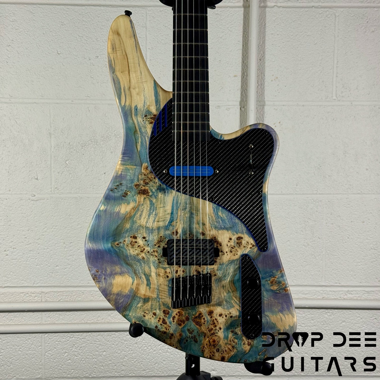 GV Guitars Vincent Baritone Electric Guitar w/ Case – Natural