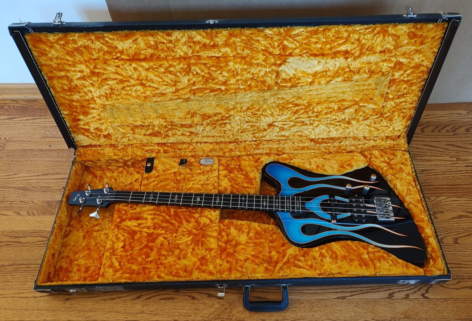GMP THUNDERBIRD BASS GUITAR – JERRY DIXON of WARRANT – OWNED BY and STAGE USED