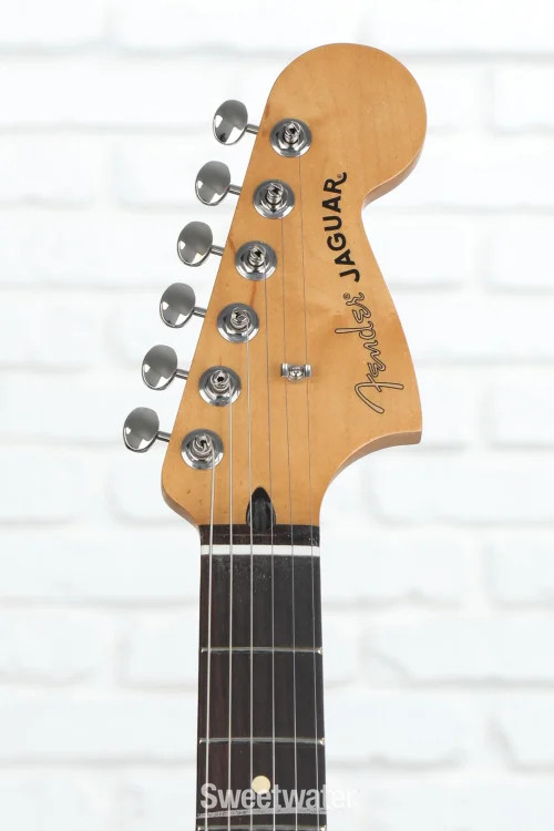 Fender Player II Jaguar Electric Guitar – 3-color Sunburst