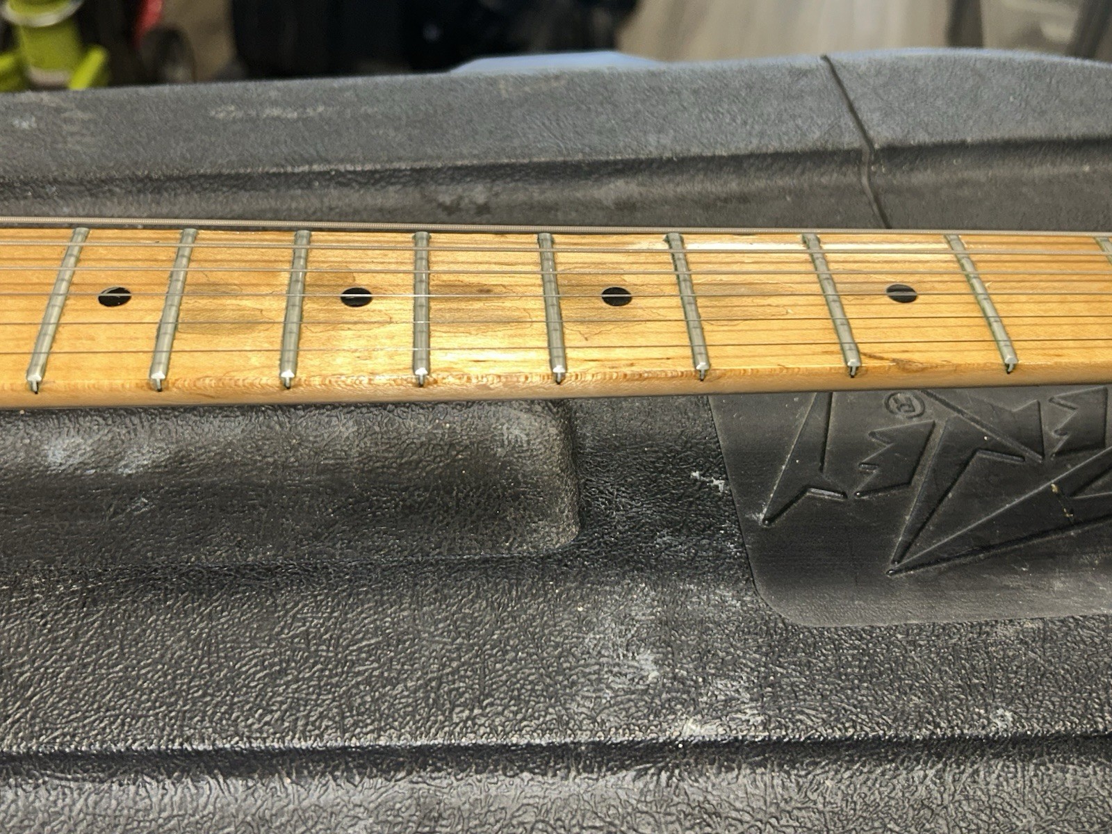 1982 Peavey T60 Electric Guitar – White – USA