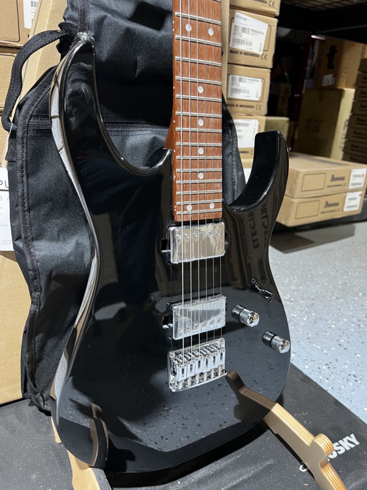 Ibanez GIO GRG121SP Electric Guitar – Black Night w/ Gig Bag