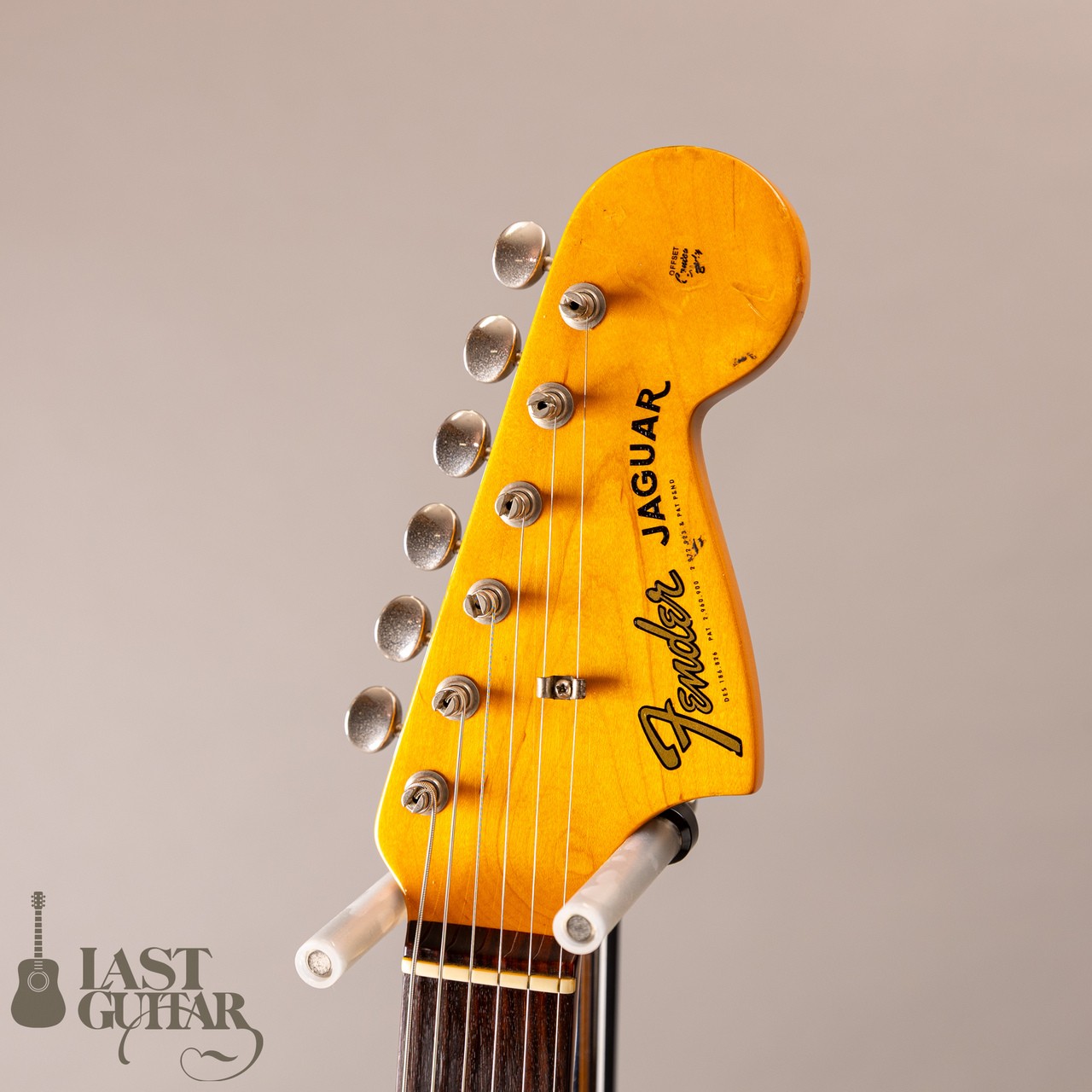Fender USA American Vintage ’62 Jaguar 3-Color Sunbursty 2005 Electric Guitar