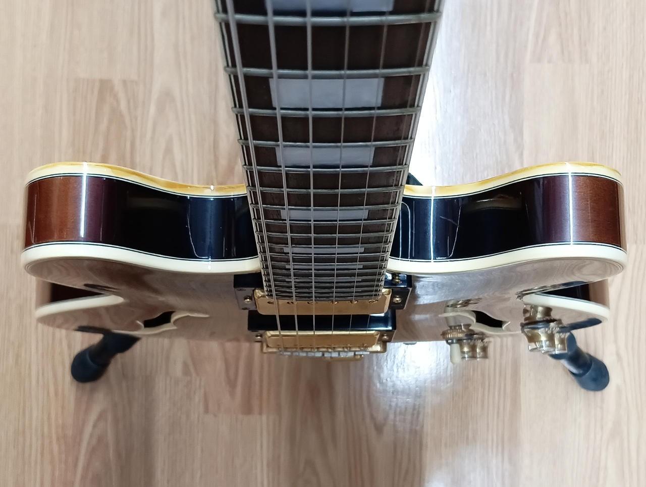 EPIPHONE SHERATON Semi-Acoustic Electric Guitar-02