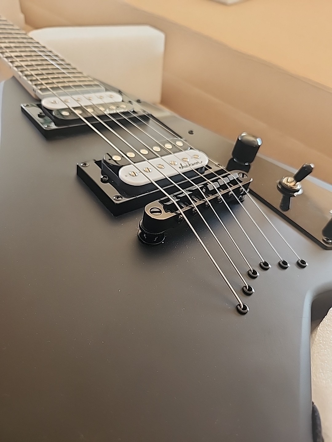 Jackson Js32t JS Series Rhoads Amaranth Fingerboard Satin Black