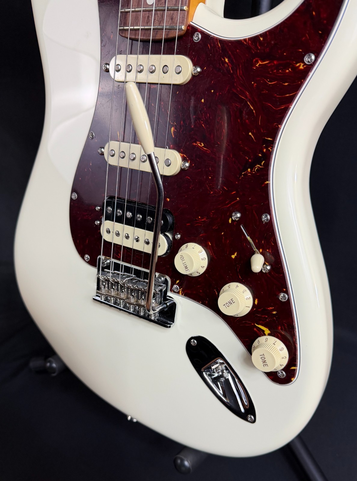Fender American Professional II Stratocaster HSS Electric Guitar Olympic White