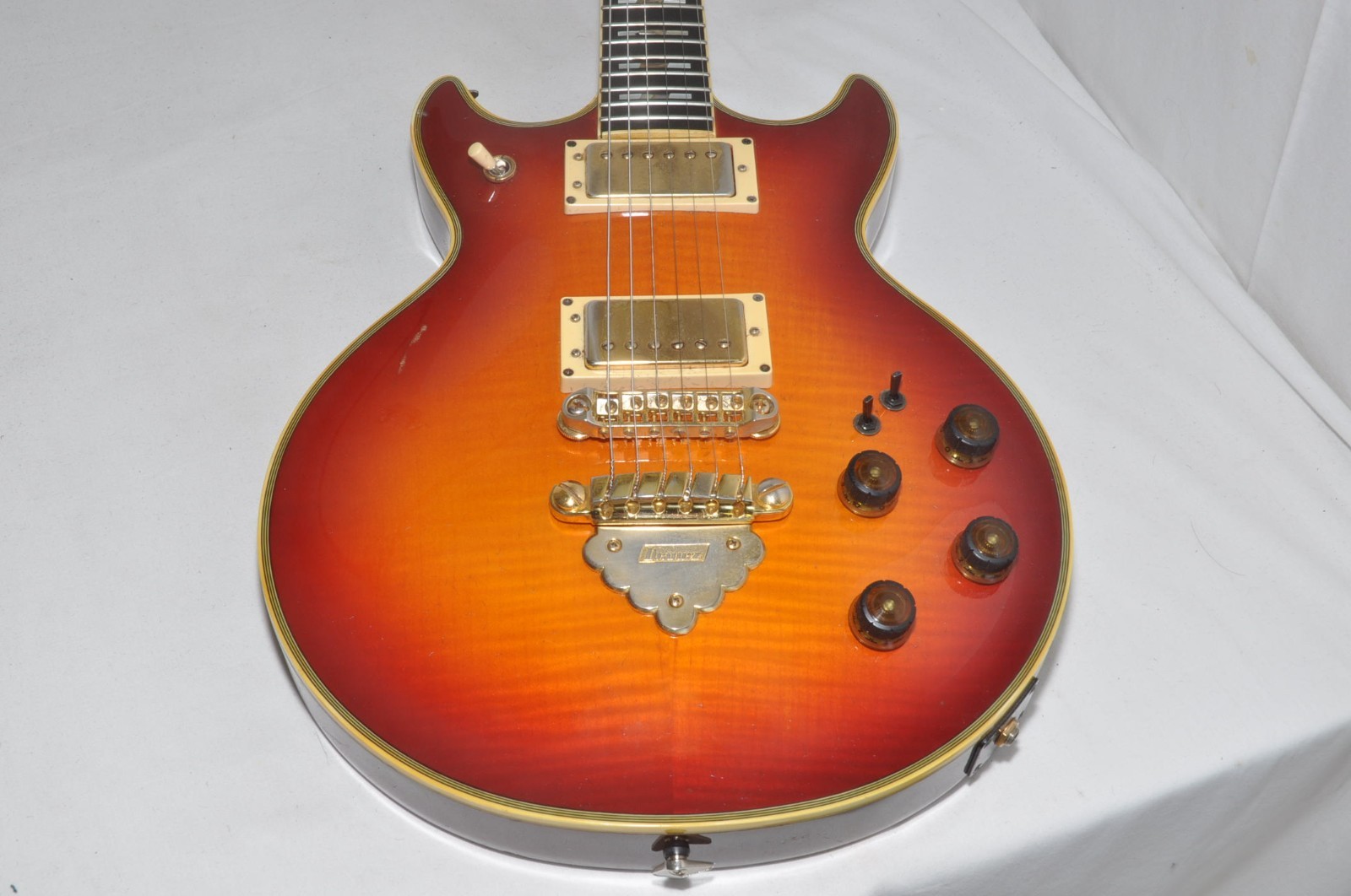 Ibanez AR-300 Artist Electric Guitar Ref No.6093