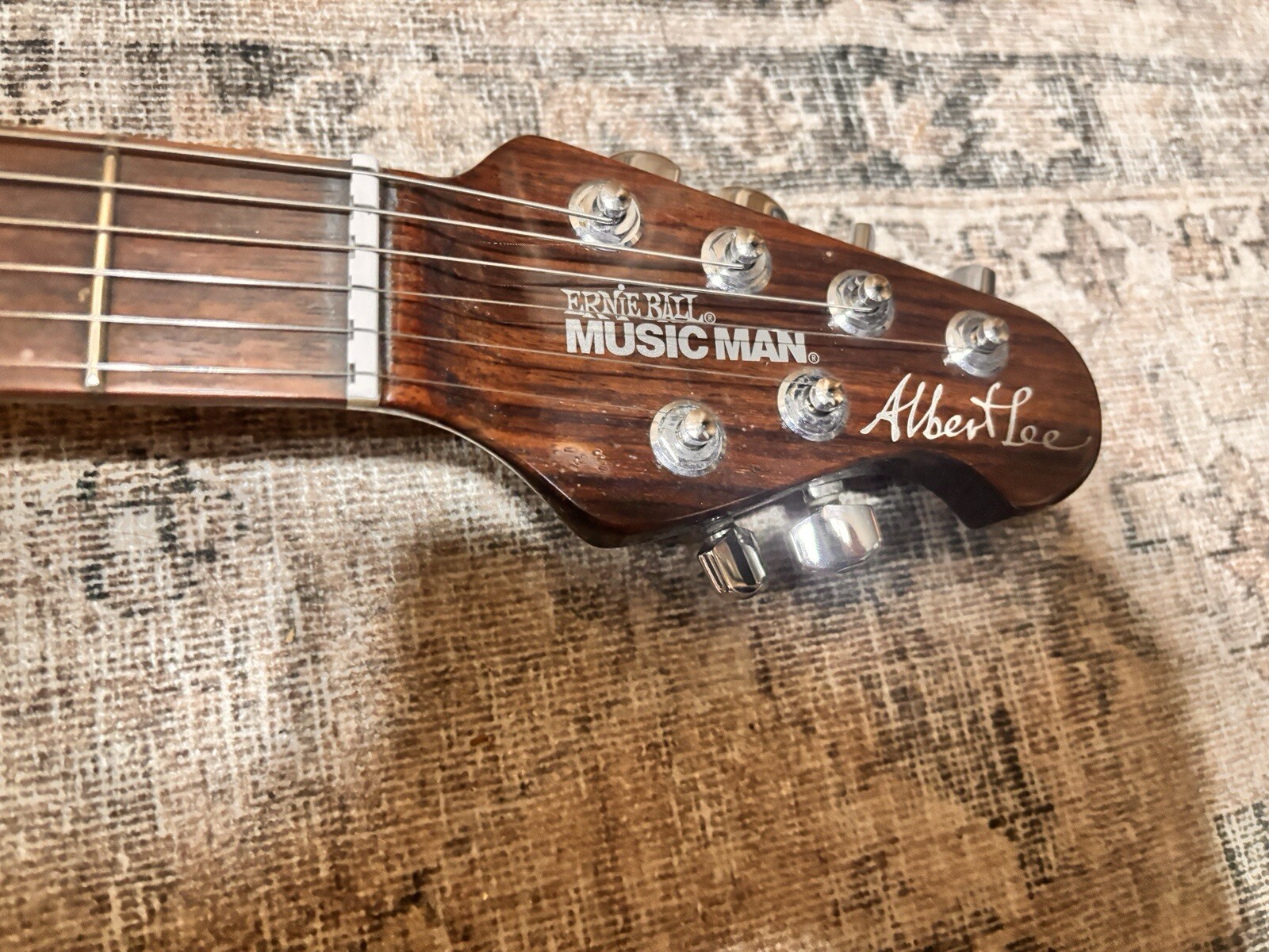 Ernie Ball Music Man Albert Lee Electric Guitar