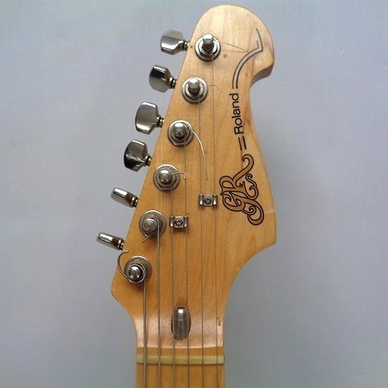 Roland G-202 GR Synth Guitar Controller Natural