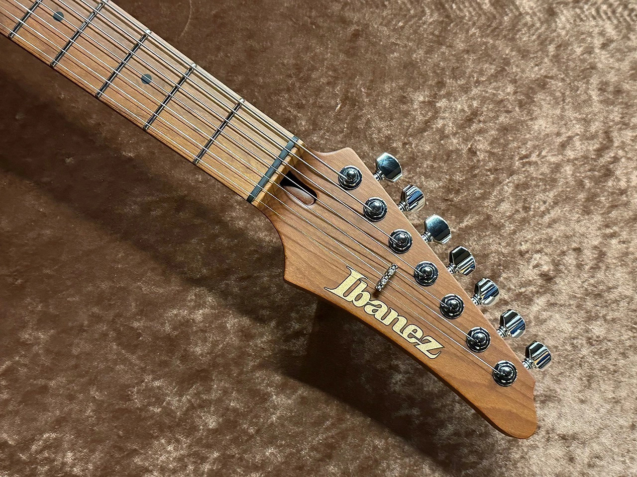 Ibanez AZ24027 -Tri Fade Burst Flat- 3.643Kg 7-string Electric Guitar
