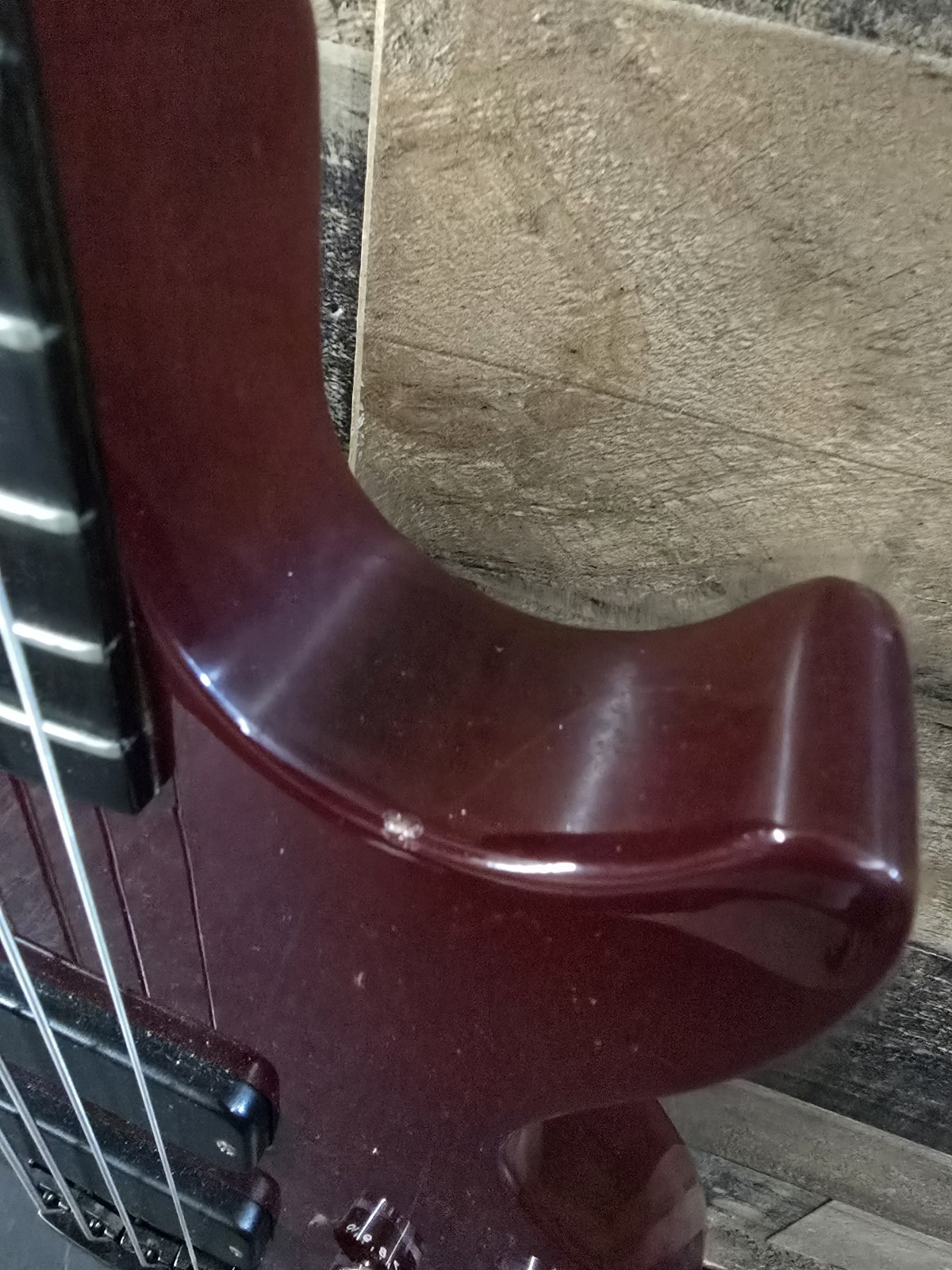 1997 Gibson Les Paul 4-String Electric Bass Guitar Wine Red W/ OHSC