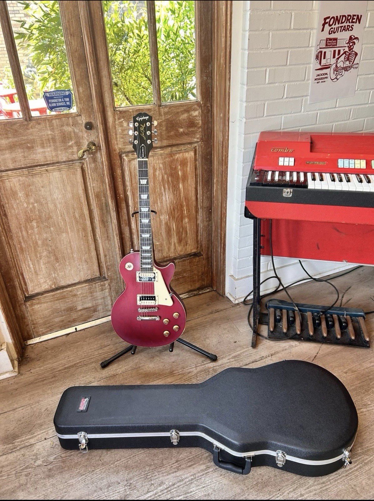 2019 Epiphone Les Paul Traditional Pro IV Worn Wine Red Electric Guitar