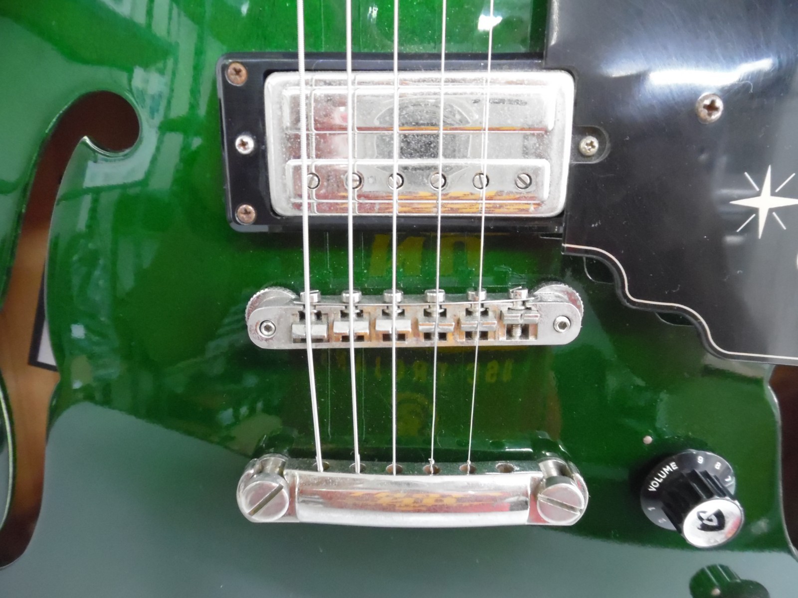 Guild Starfire IV ST Maple Semi Hollow Body Electric Guitar Emerald Green w Case