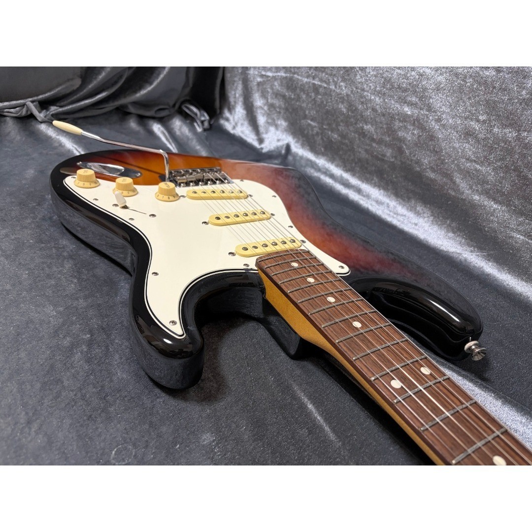Rare materials used, lacquer finish History TH-SV/R