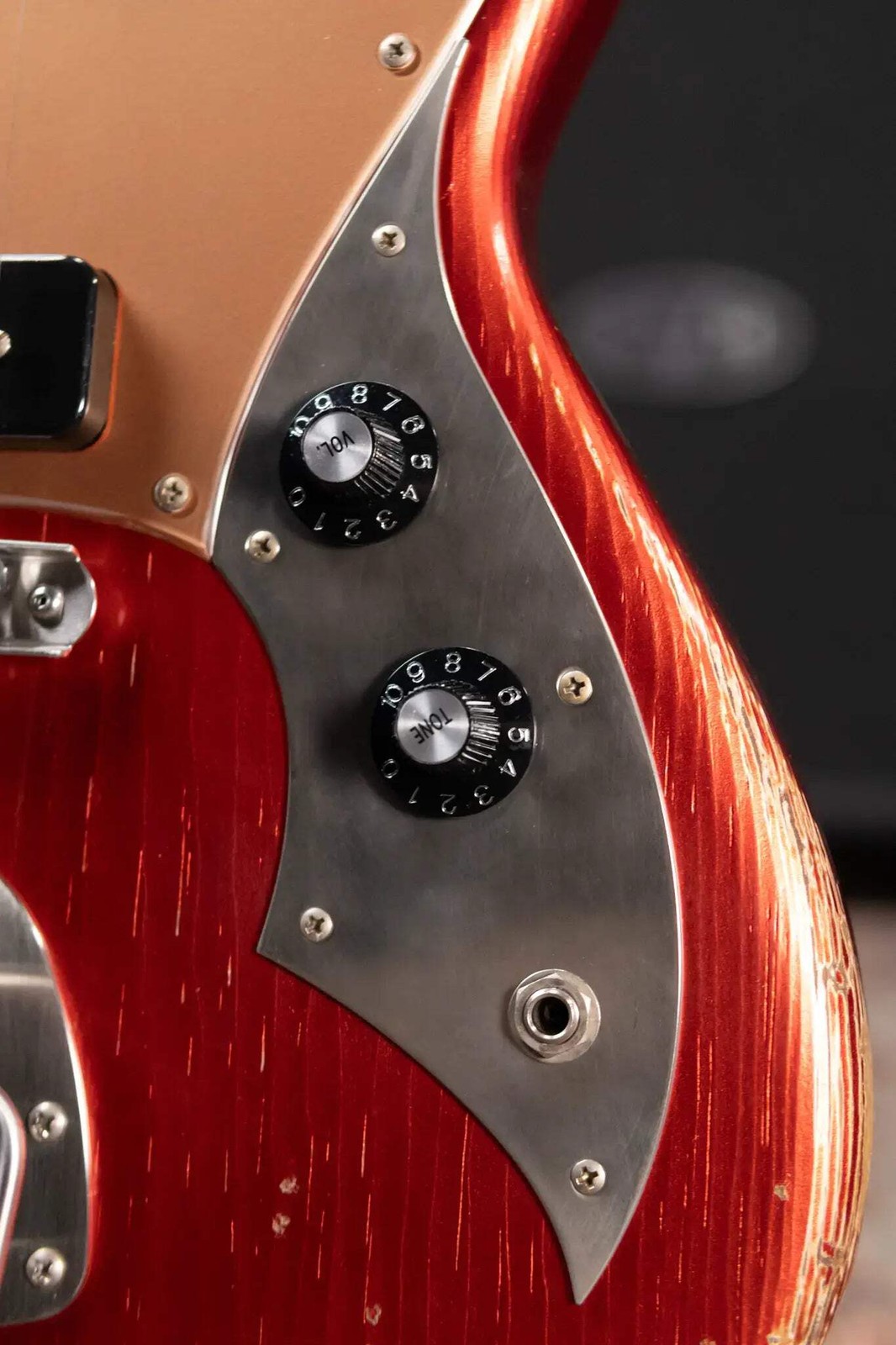 Novo Custom Shop Serus J Medium Distress Electric Guitar – Candy Apple Red with