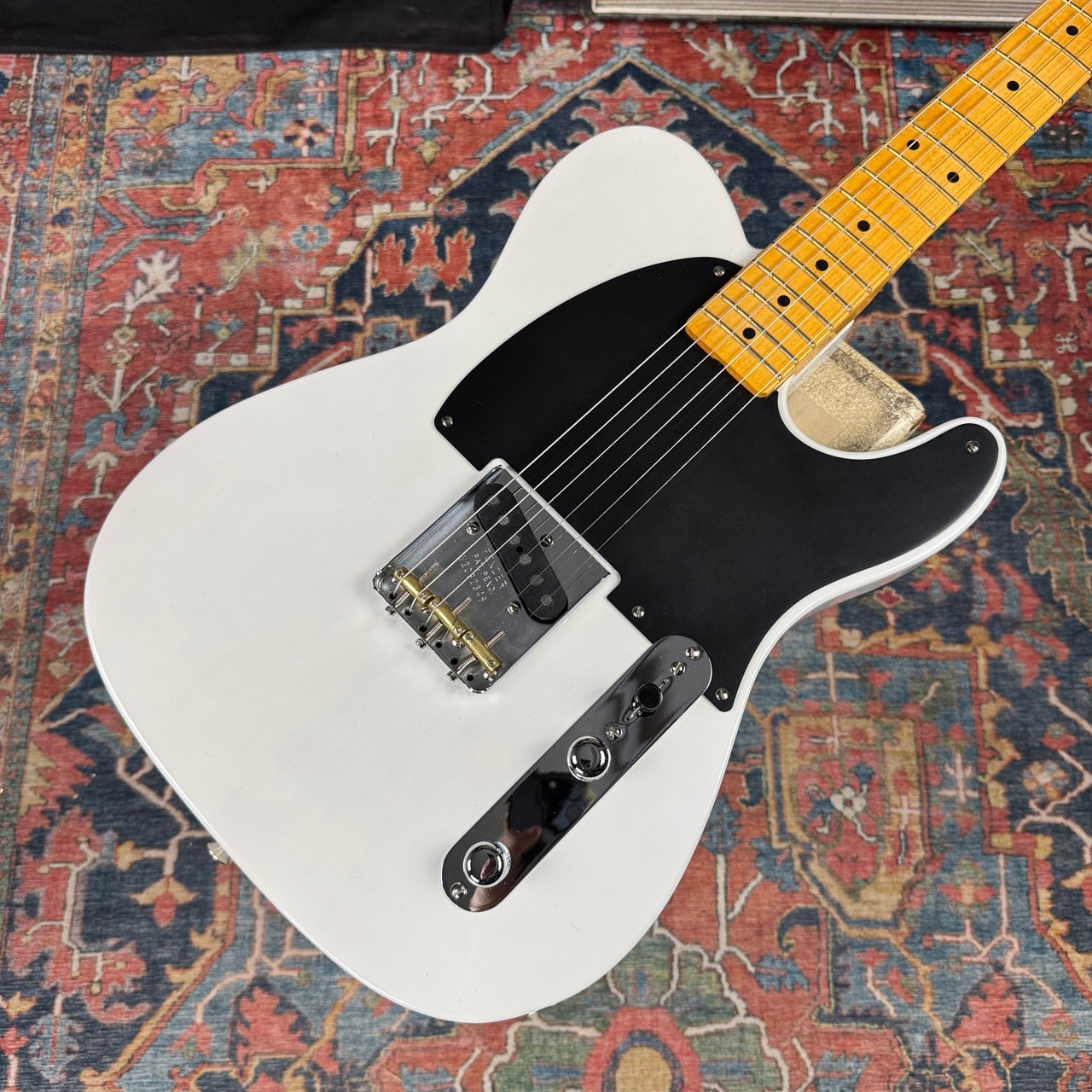 *Video* Fender USA Esquire 70th Anniversary 1950 Reissue Nitro Lacquer Pine Body