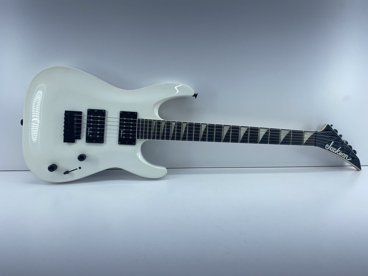 Jackson JS22 Dinky Electric Guitar – Snow White (WMP018249)