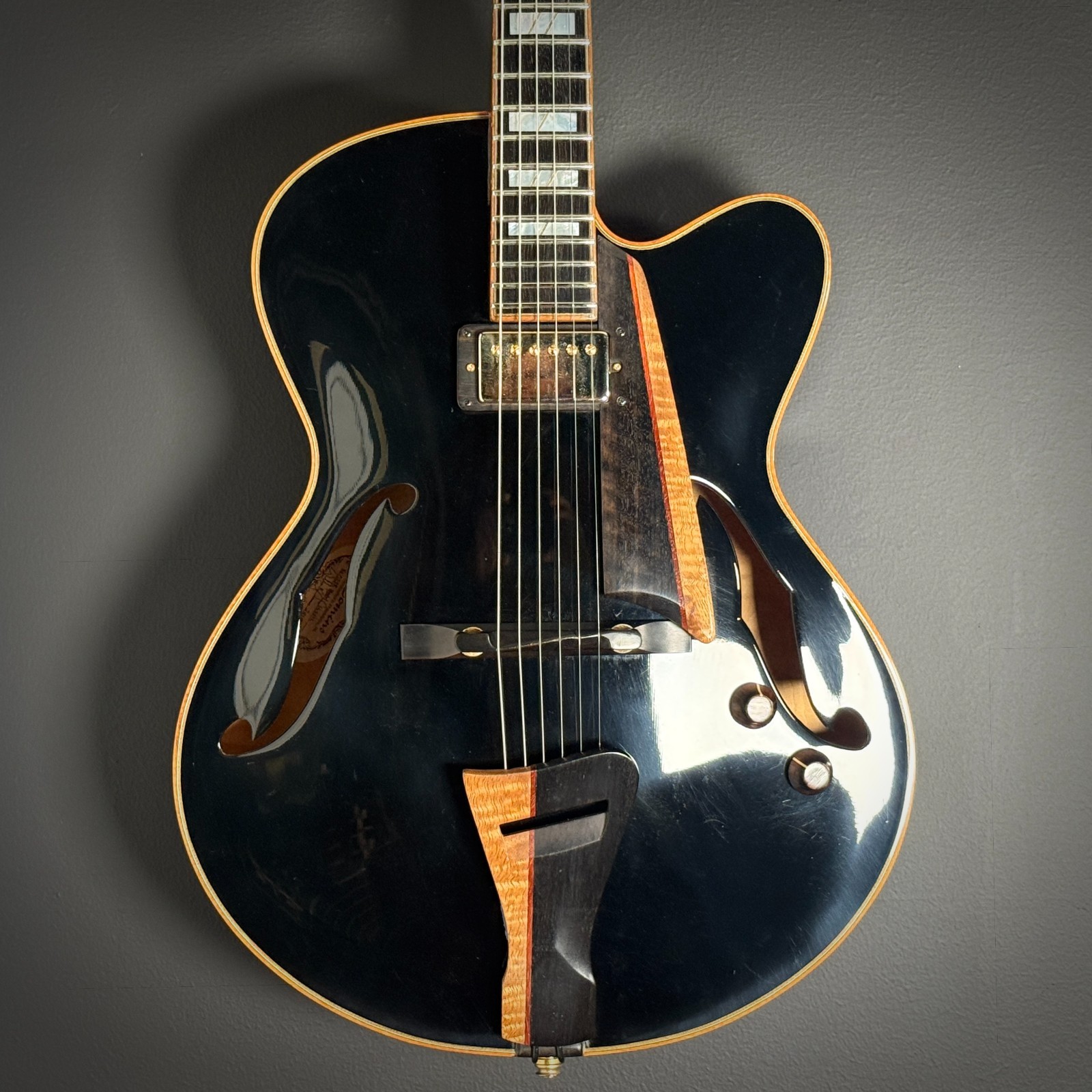 2010 Comins Classic 16-inch Electric Archtop