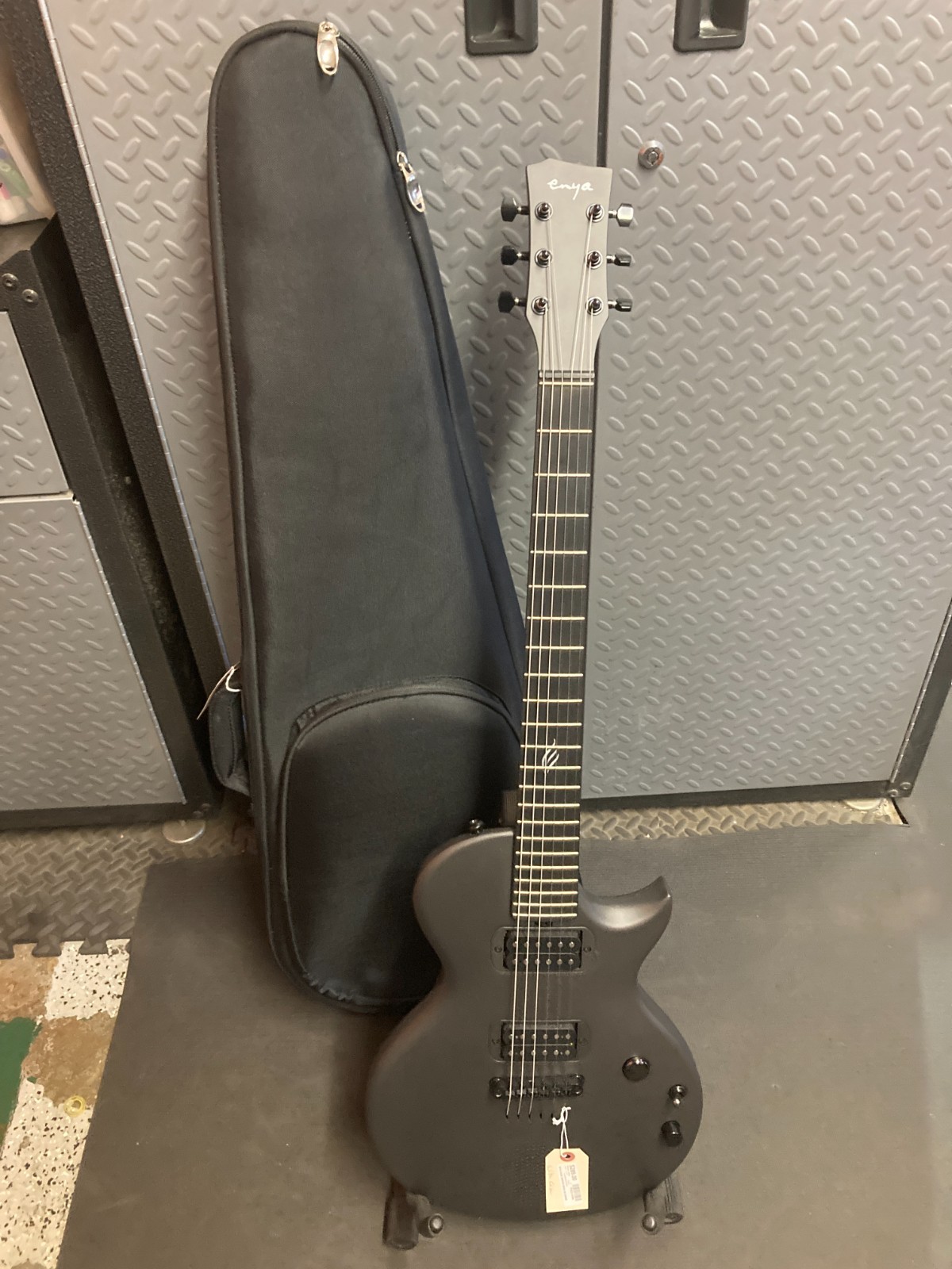 ENYA NOVA GO SONIC Carbon Fiber Travel Guitar. With Soft Case