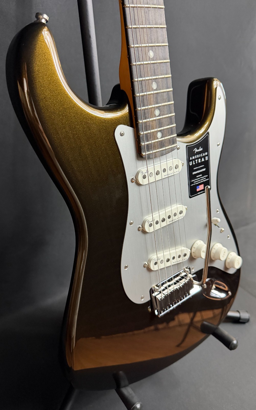 Fender American Ultra II Stratocaster Electric Guitar Texas Tea Finish w/ OHSC