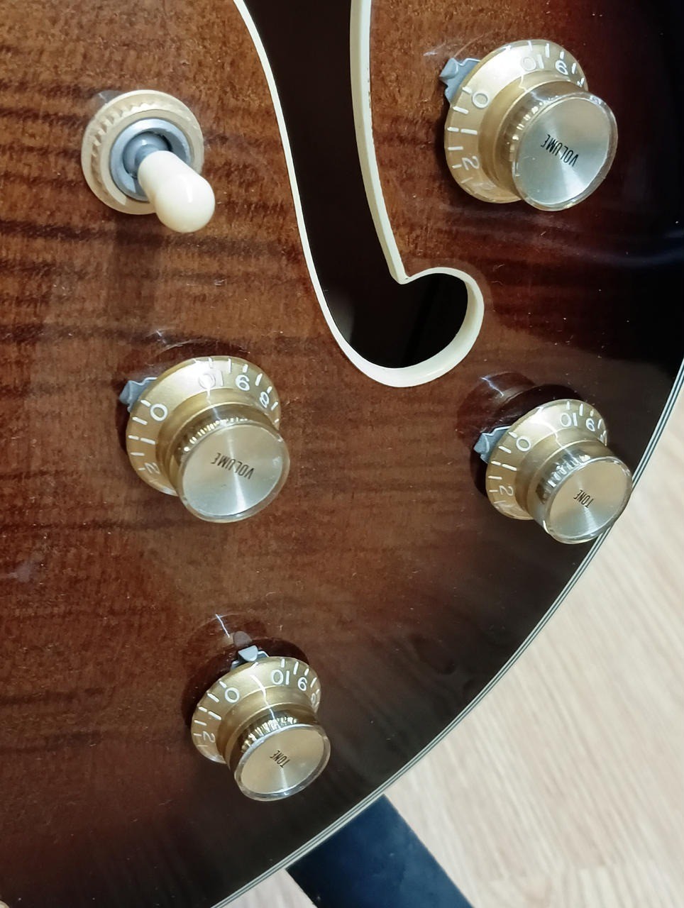 Epiphone Sheraton Sunburst Gold Hardware Made in Japan 1983 Electric Guitar