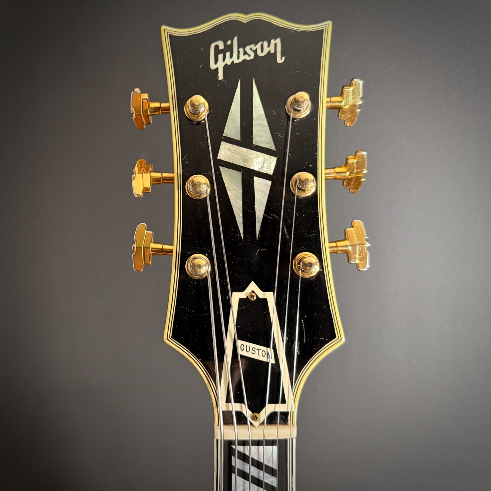 1968 Gibson Super 400C Acoustic Archtop with Floating Johnny Smith Pickup