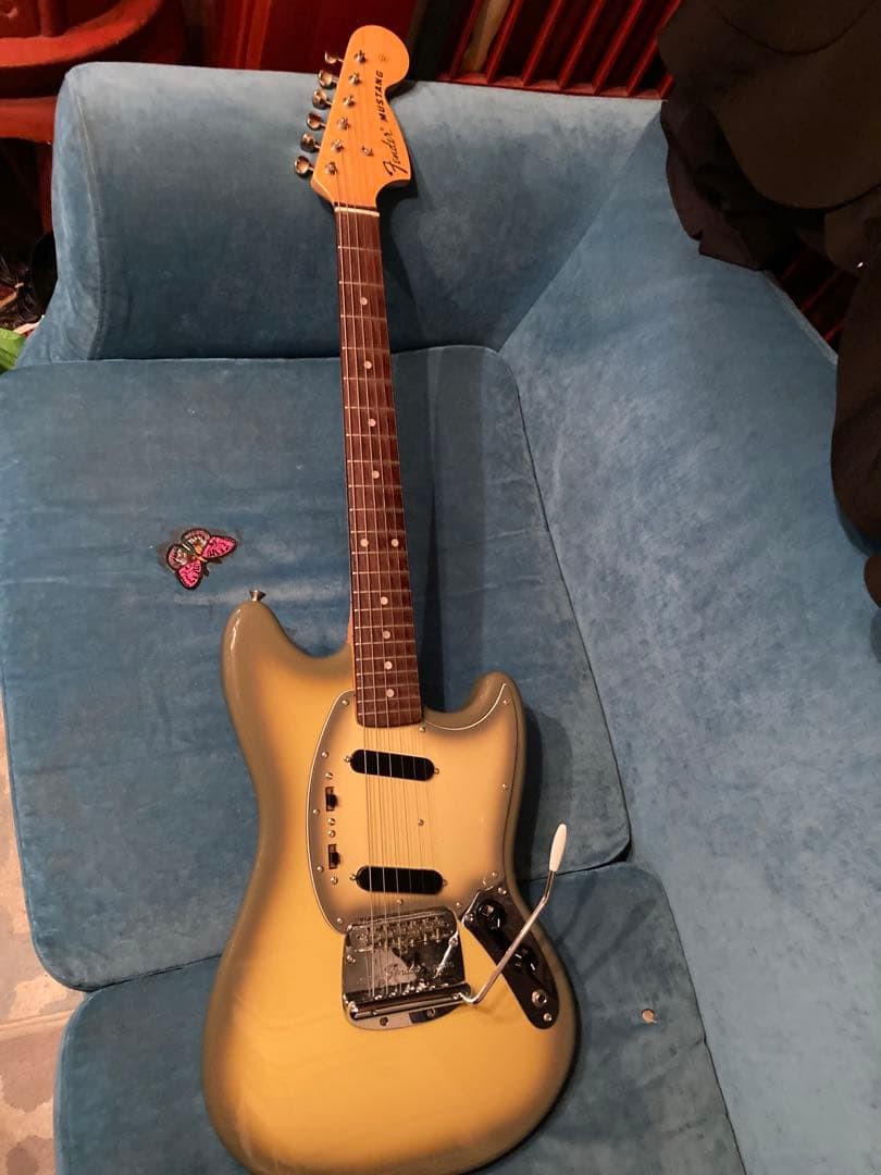 Super rare!! FenderJapan rare Antigua Mustang exquisite valuable model!!