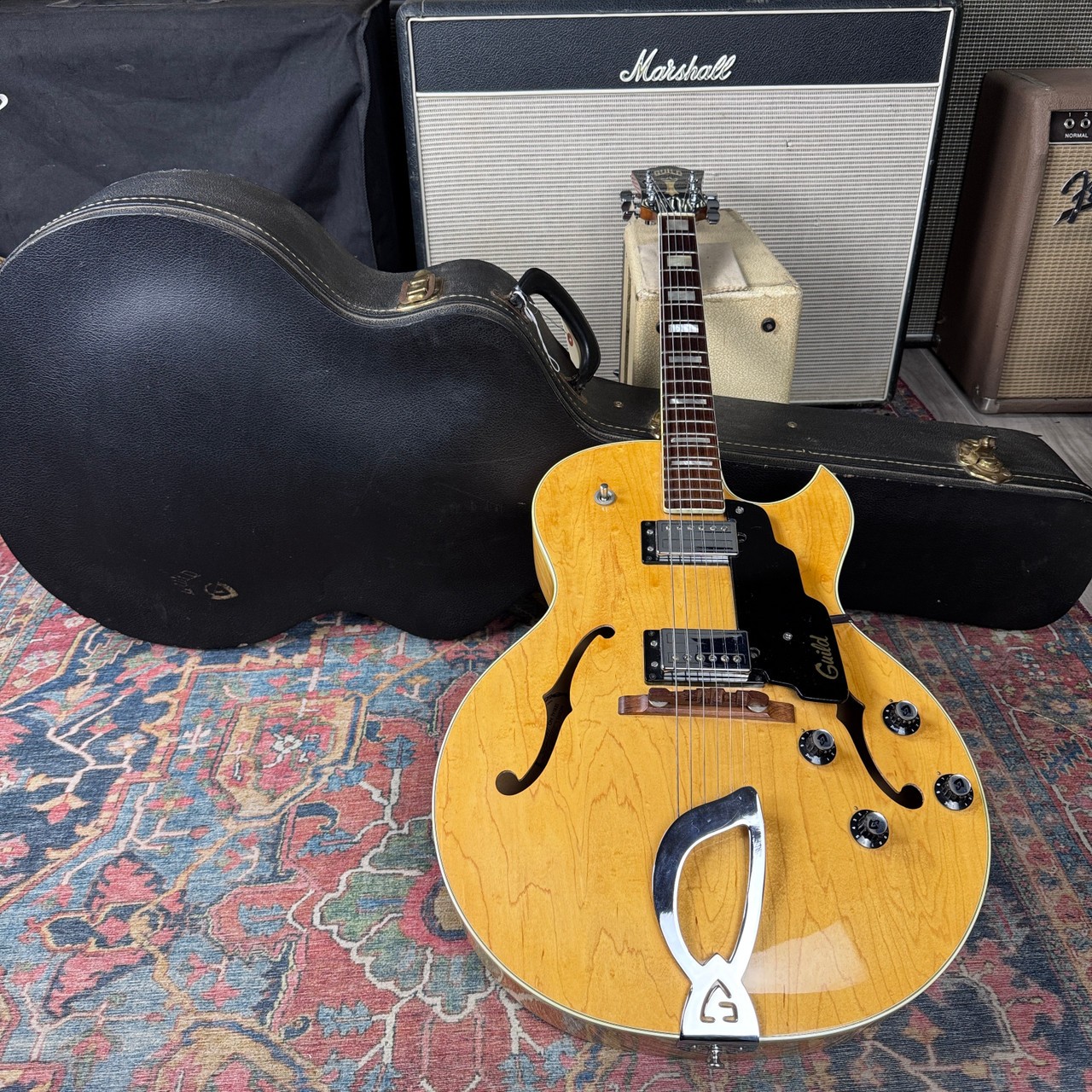 Guild CE-100D Capri Hollow Body Humbuckers Natural – 1976