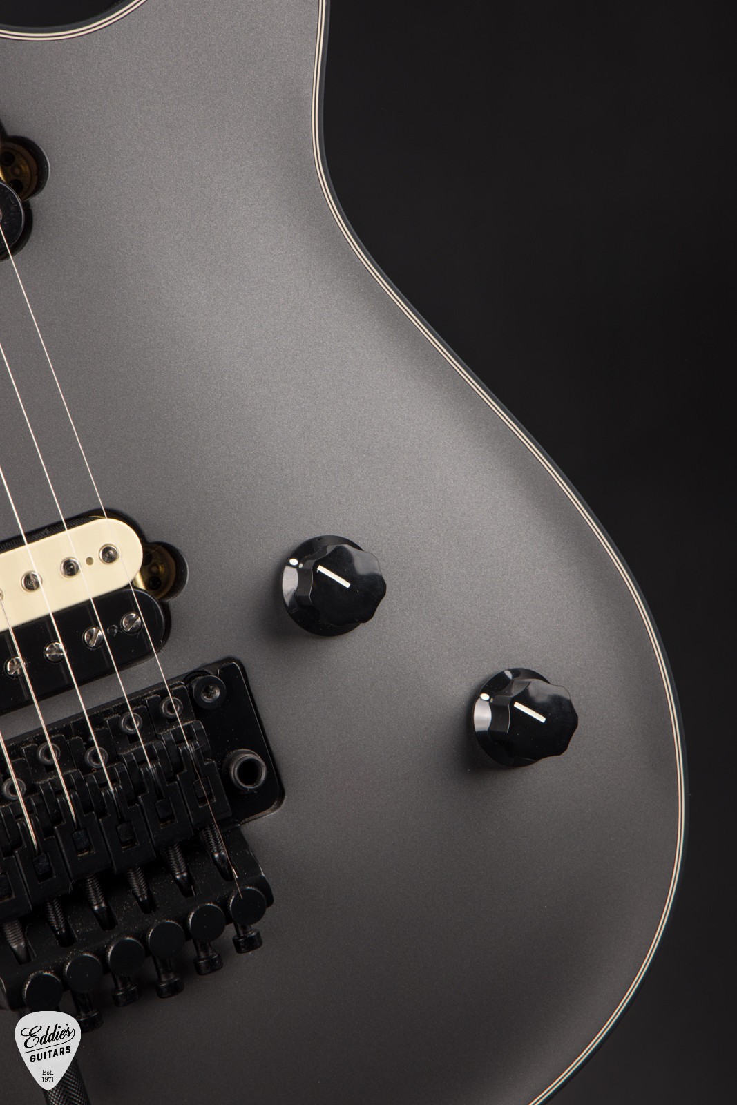 EVH Wolfgang USA – Ebony Fingerboard – Stealth Grey