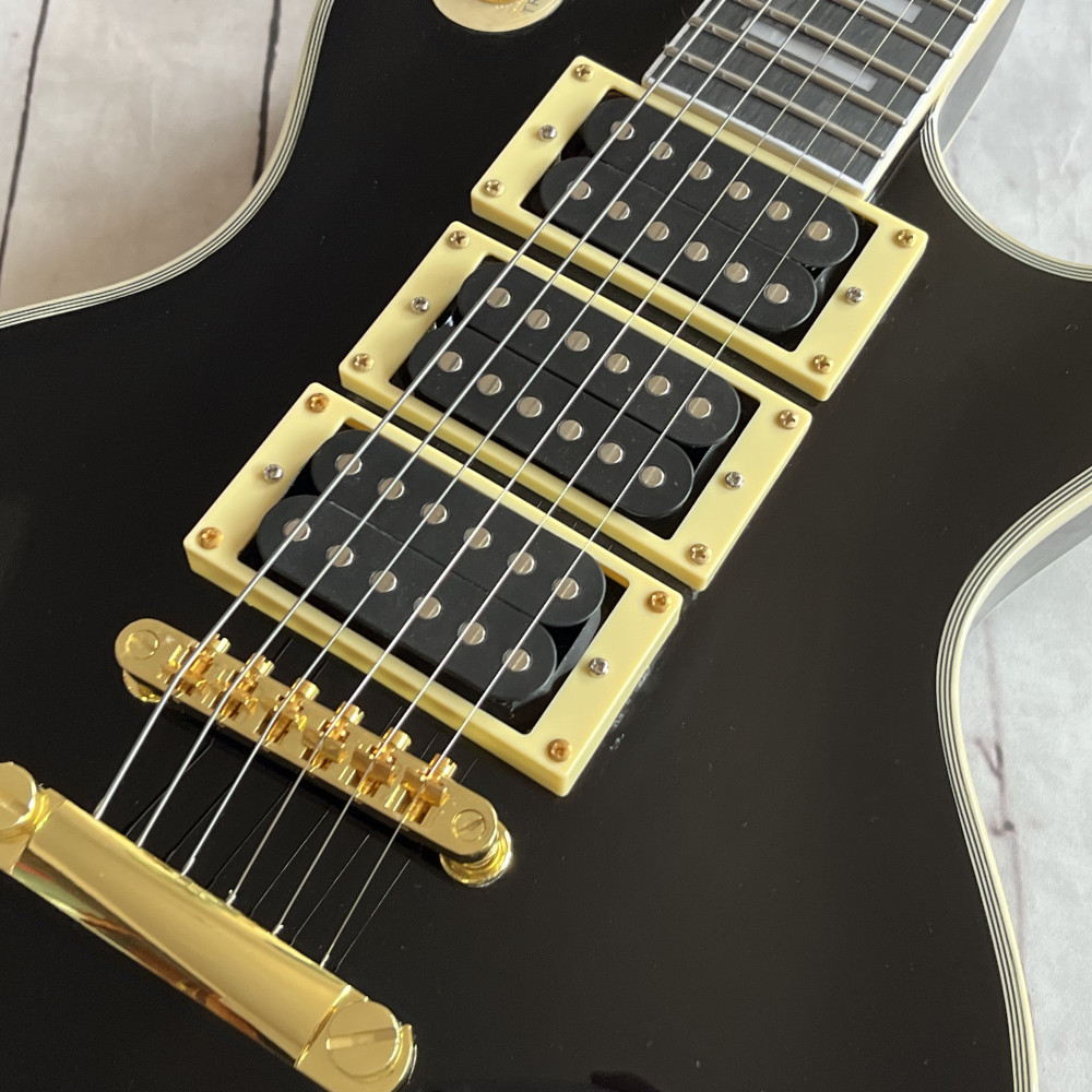 6 strings Black Beauty electric guitar gold hardware 3 pickups free shipping