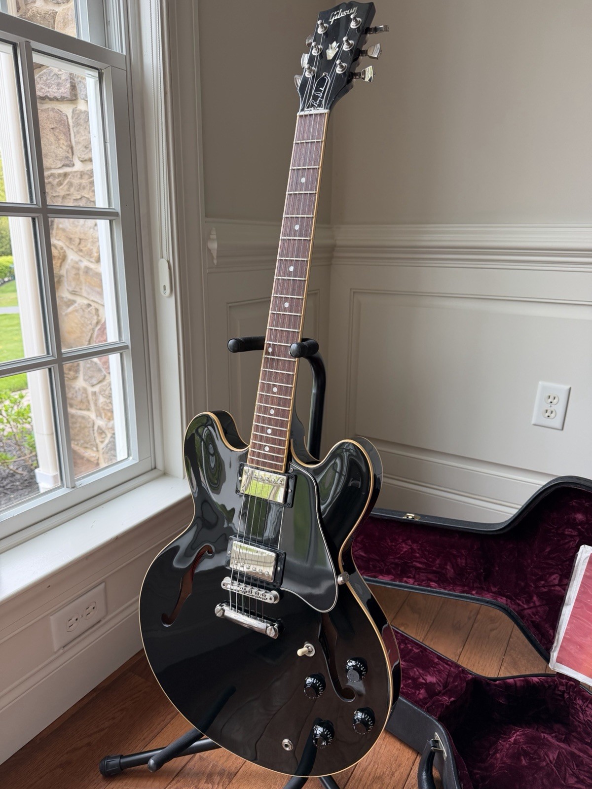 Gibson Custom Shop ES-335 Roy Orbison – Ebony Black