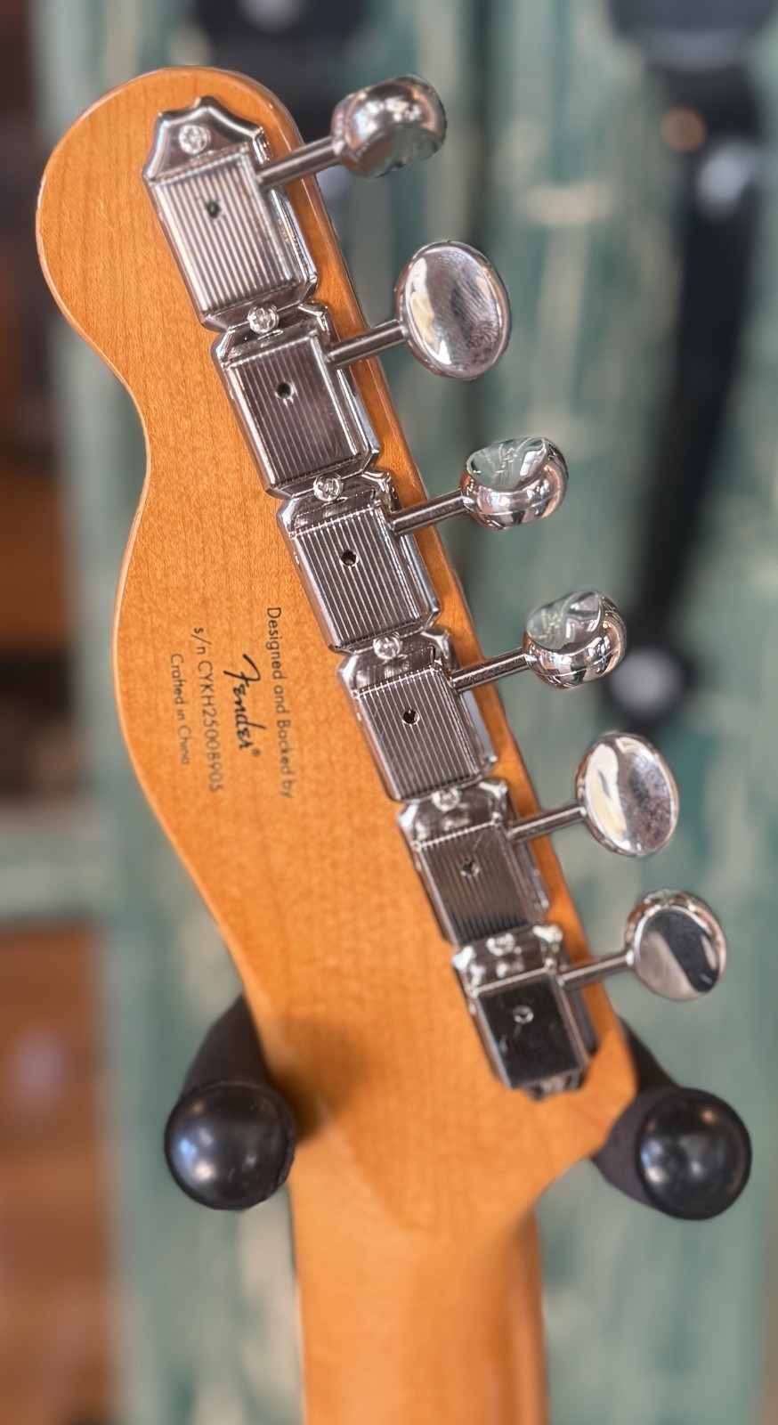 Squier Classic Vibe Custom Telecaster SH in Lake Placid Blue With Bigsby Tremolo
