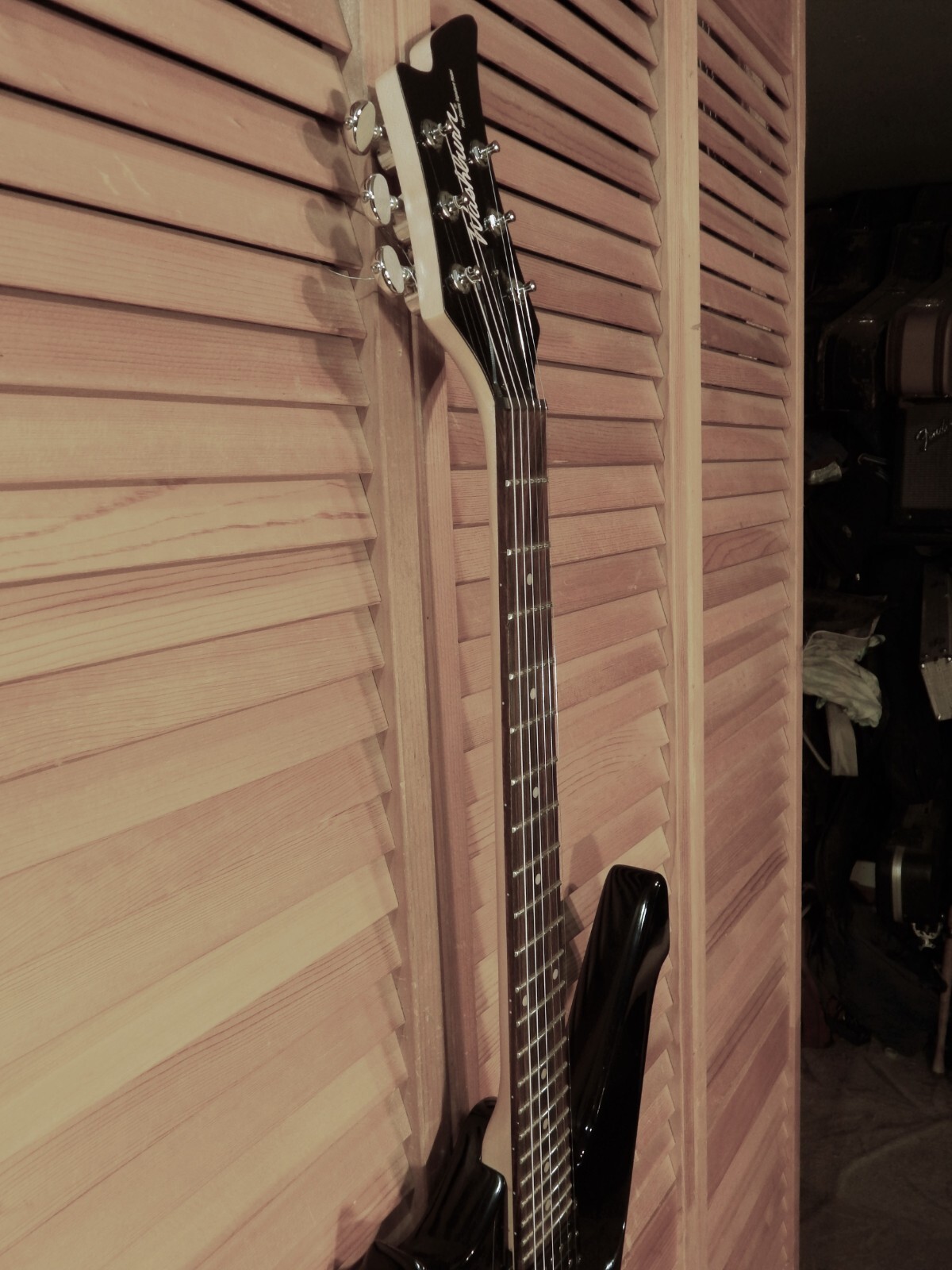 Washburn PS100 Paul Stanley Signature Model Korean ’98 HH Glossy Black wSoftcase
