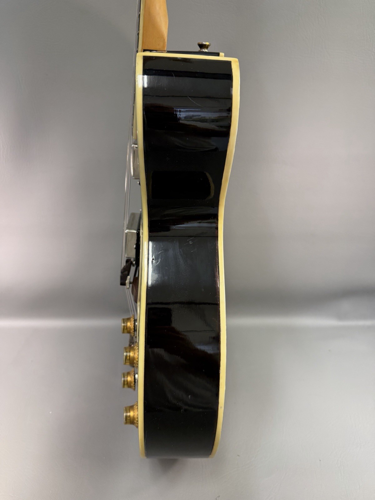 Vintage Crown Semi Hollow Guitar 60’S Made in Japan by Kawai Teisco