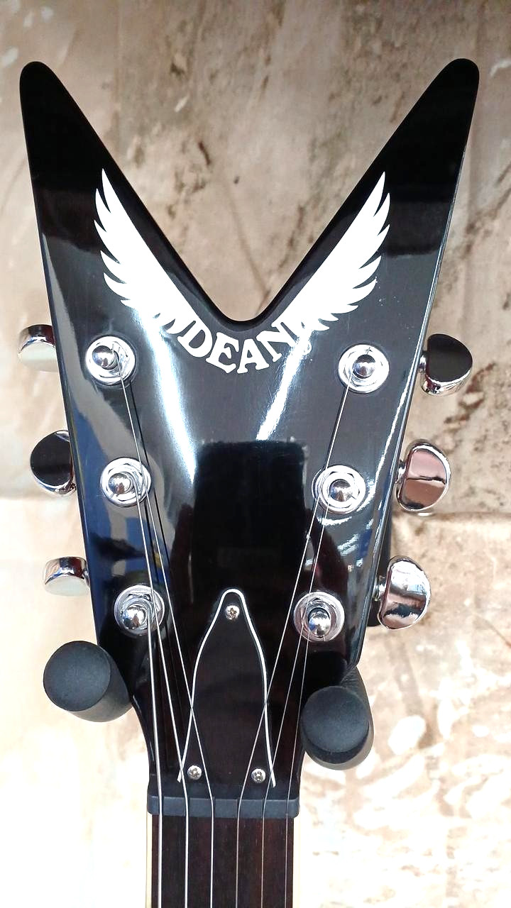 Dean 35th Anniversary Limited Flying-V Guitar V-35 Cherry Sunburst w/Hardcase