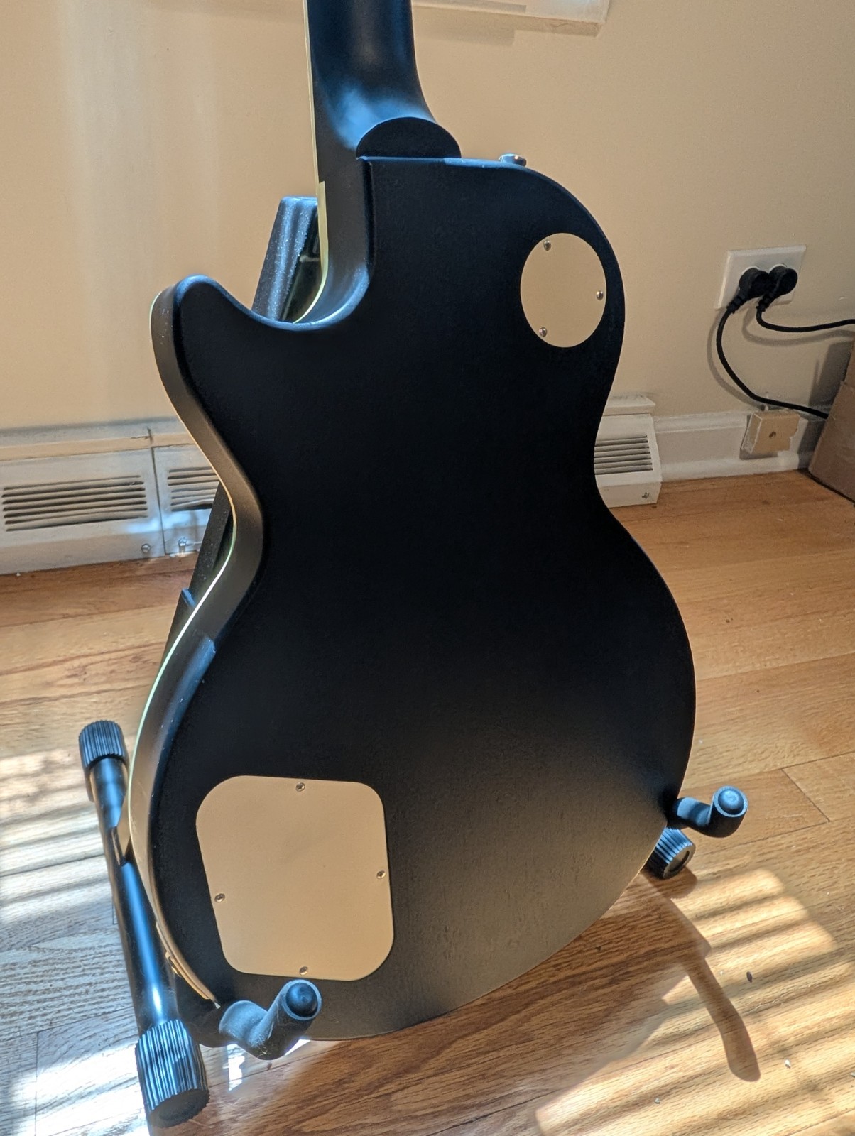 Epiphone Les Paul Traditional Pro III – Ebony + Gigbag