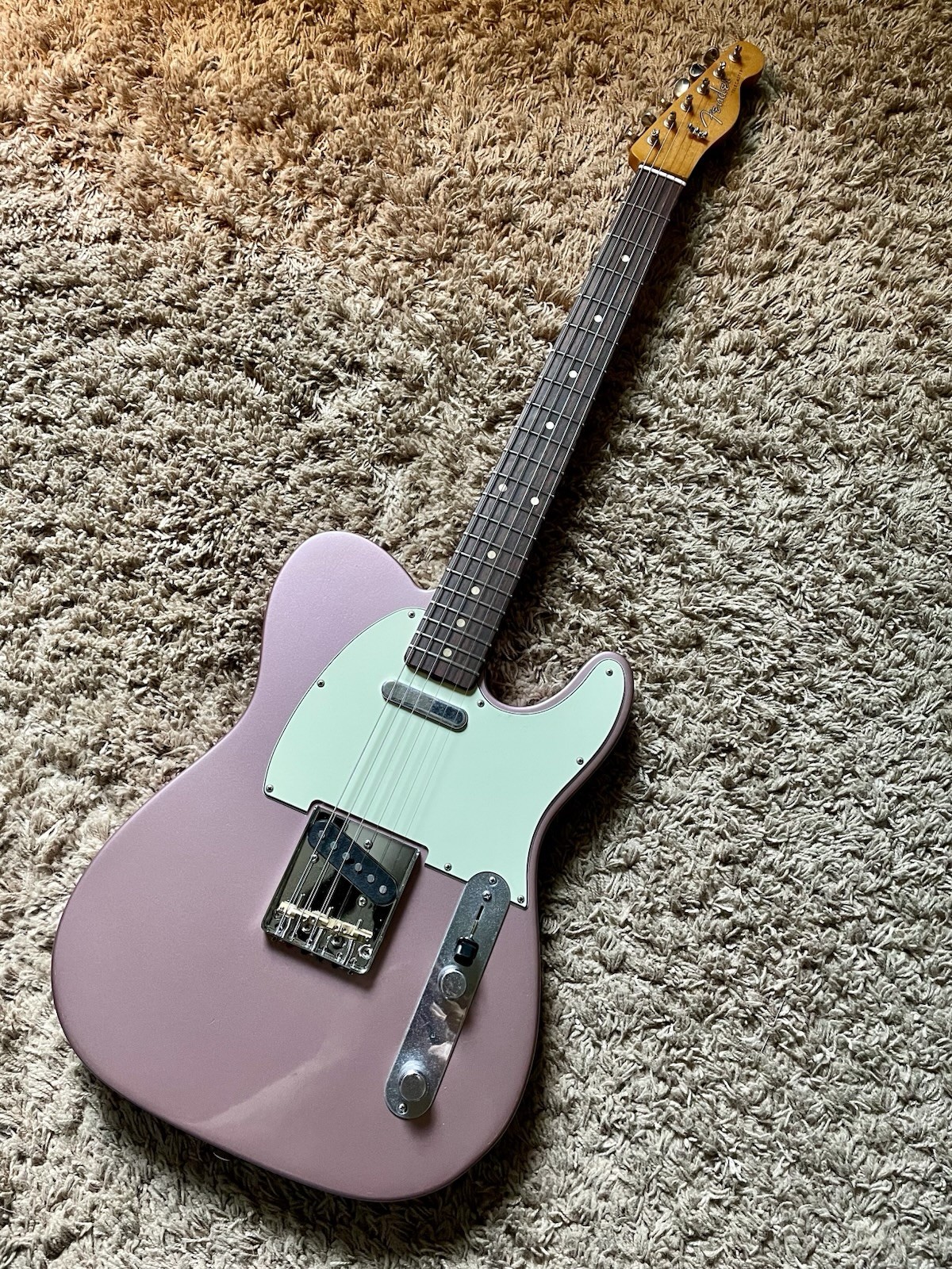 Fender Limited Vintera II Road Worn ’60s Telecaster – Burgundy Mist – Modified