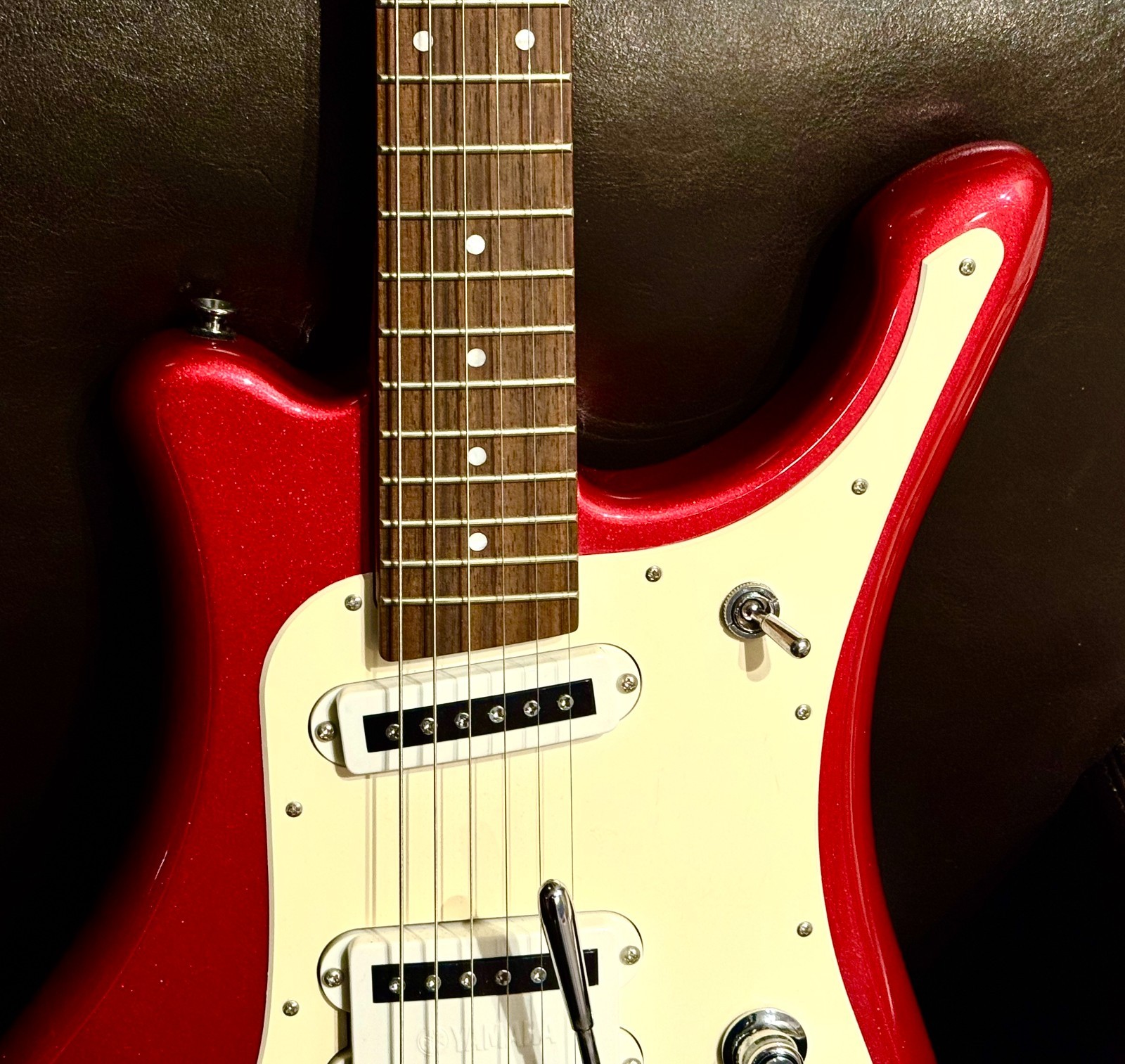 Yamaha SGV 300 Unique/Rare Electric Solid Body Guitar MInt Condition