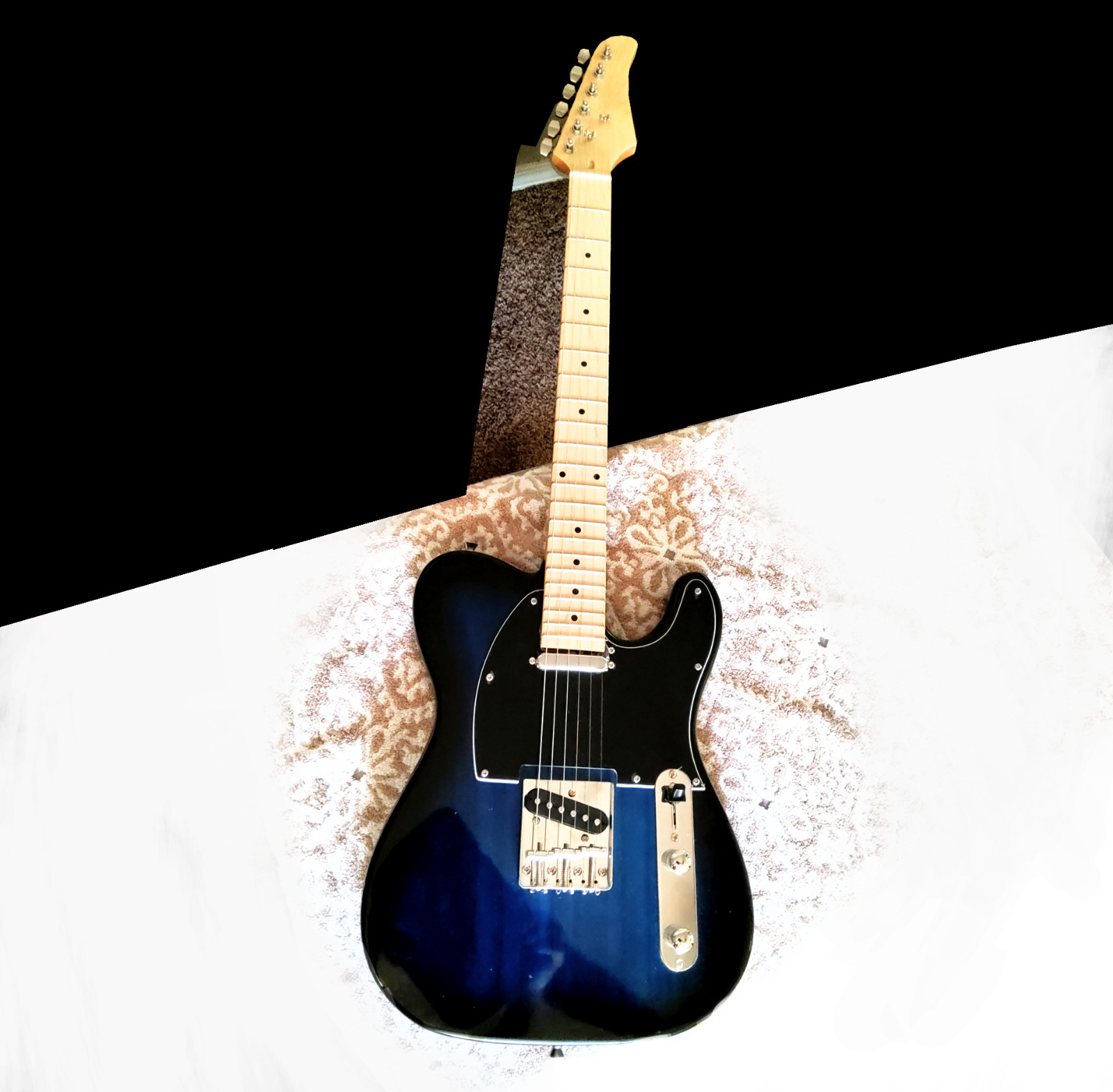 🛷FREE SHIPPING!🛷+AMP! T Style Electric Guitar +Soft Case +Strap!
