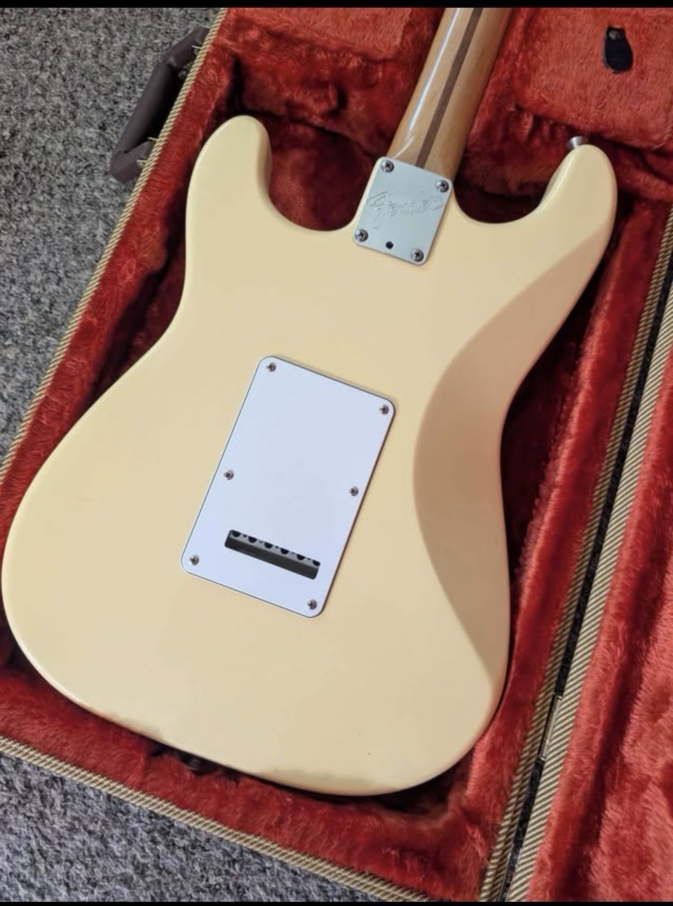 USA Fender Stratocaster 1996 Cream Solid Body Maple Neck w/Hard Case & Strap