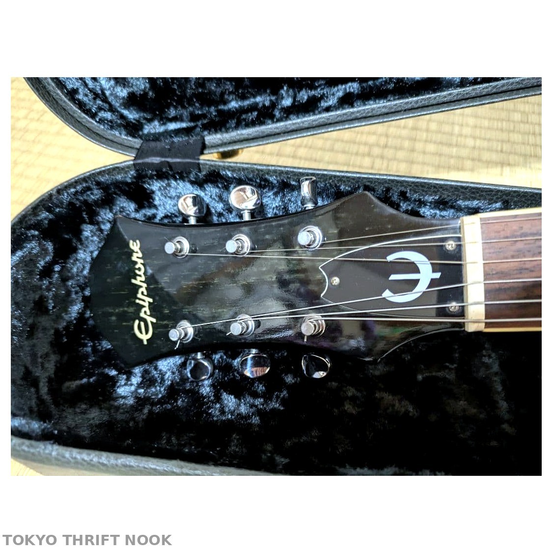 [Good] Epiphone Casino Ebony Black Hollow Body Electric Guitar Peerless P-90