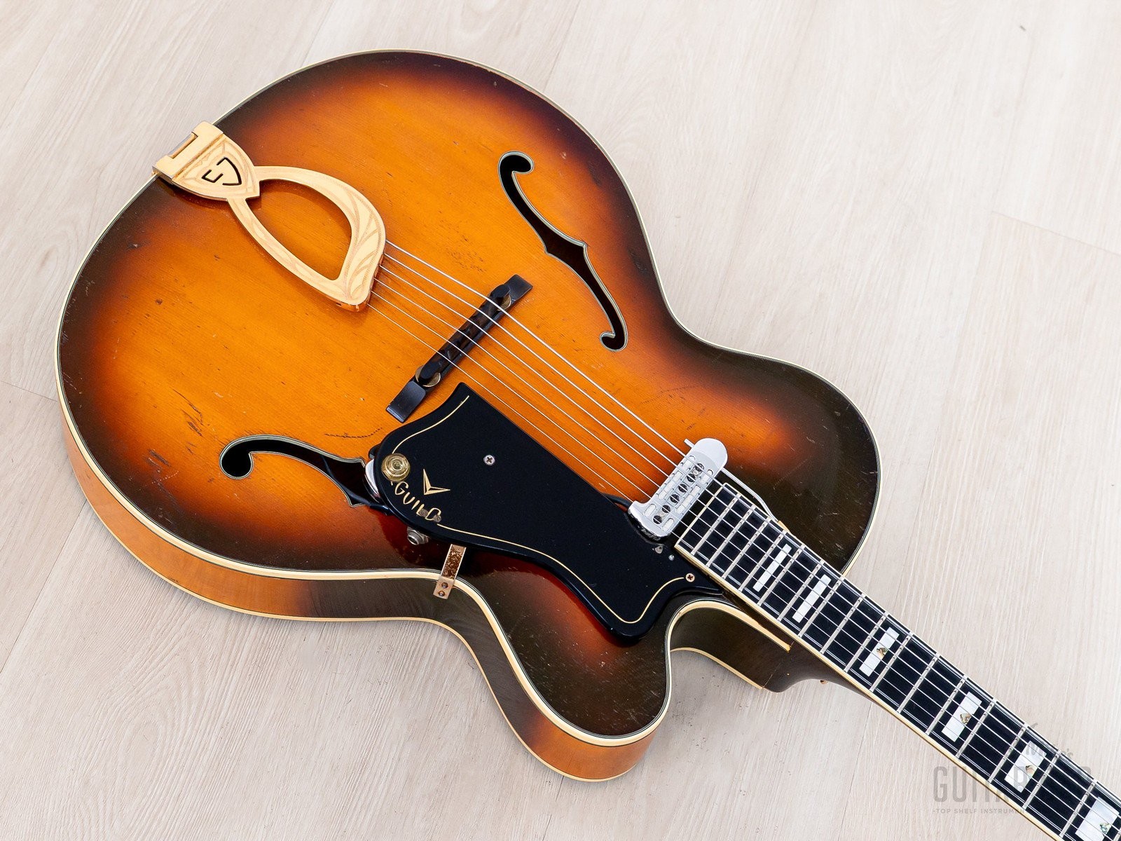 1962 Guild Stuart A-500 Sunburst Vintage Cutaway Archtop w/ DeArmond, Case