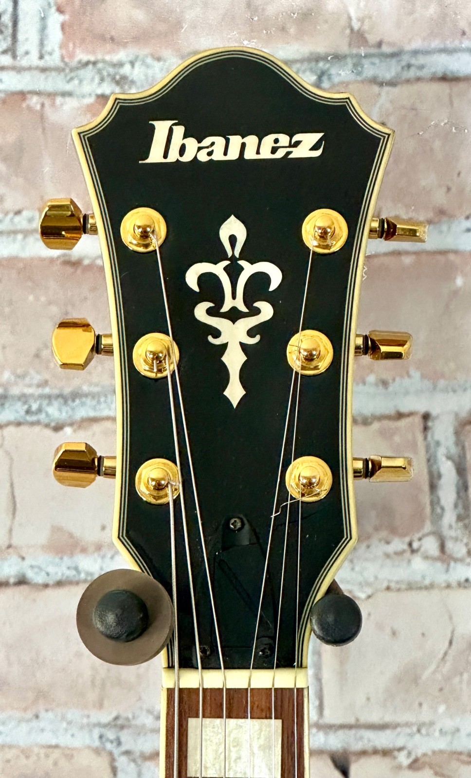 Ibanez AM93 2013 – Antique Yellow Sunburst