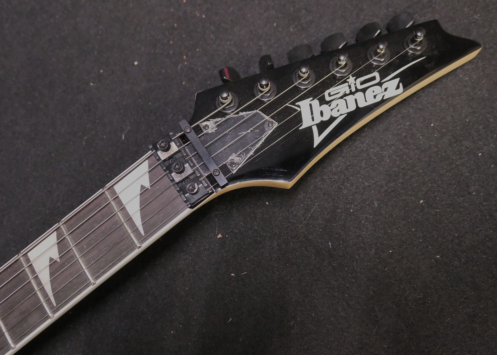 IBANEZ GRG320FA TRB ELECTRIC GUITAR Sharktooth Inlay LOCKING TREMOLO Red Burst