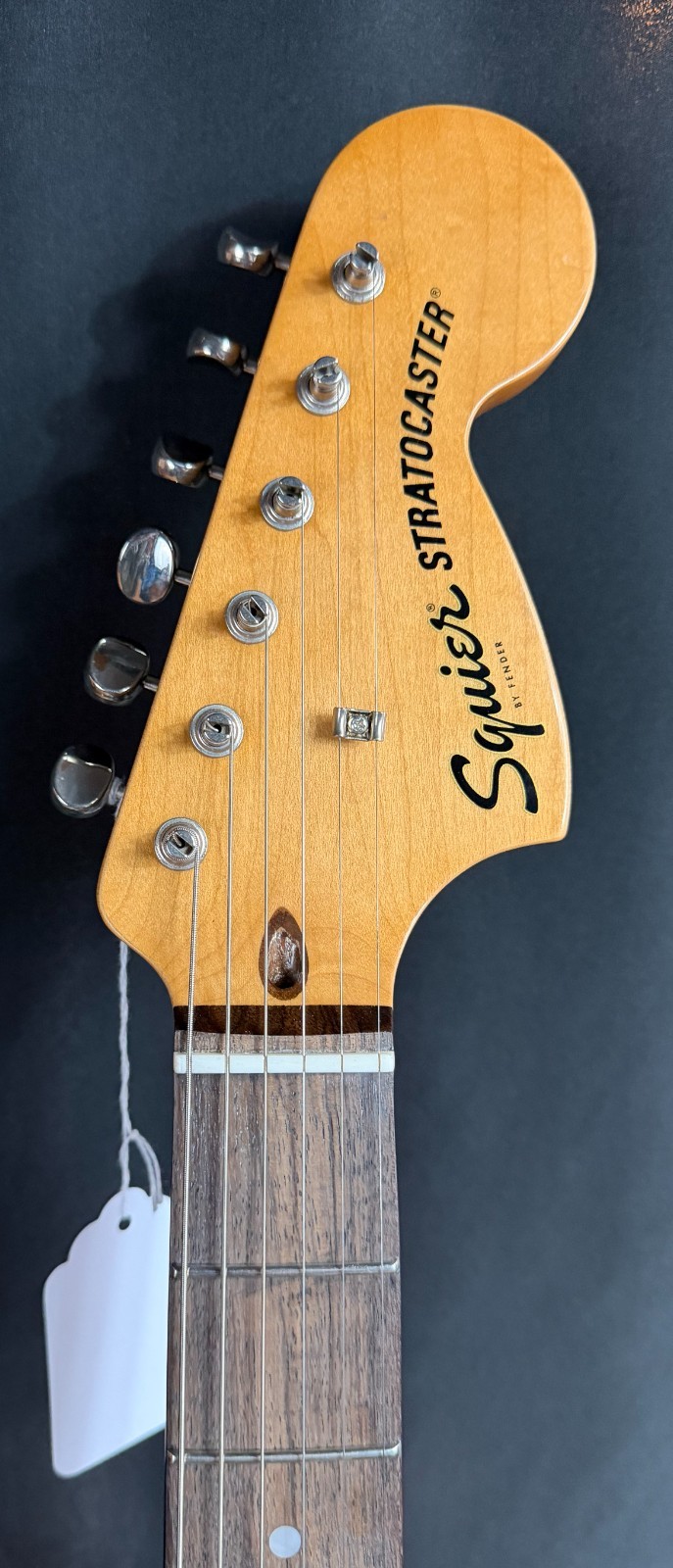 Squier FSR Classic Vibe 70’s Stratocaster Electric Guitar Sonic Blue Finish 680