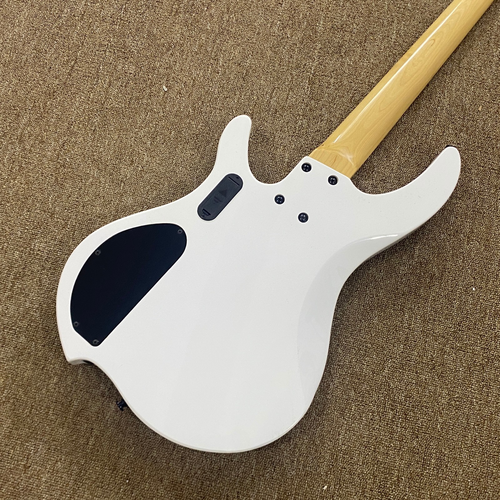 Minimalist Bass Guitar Flawless White Gloss Finish 5-String Flash Bargain