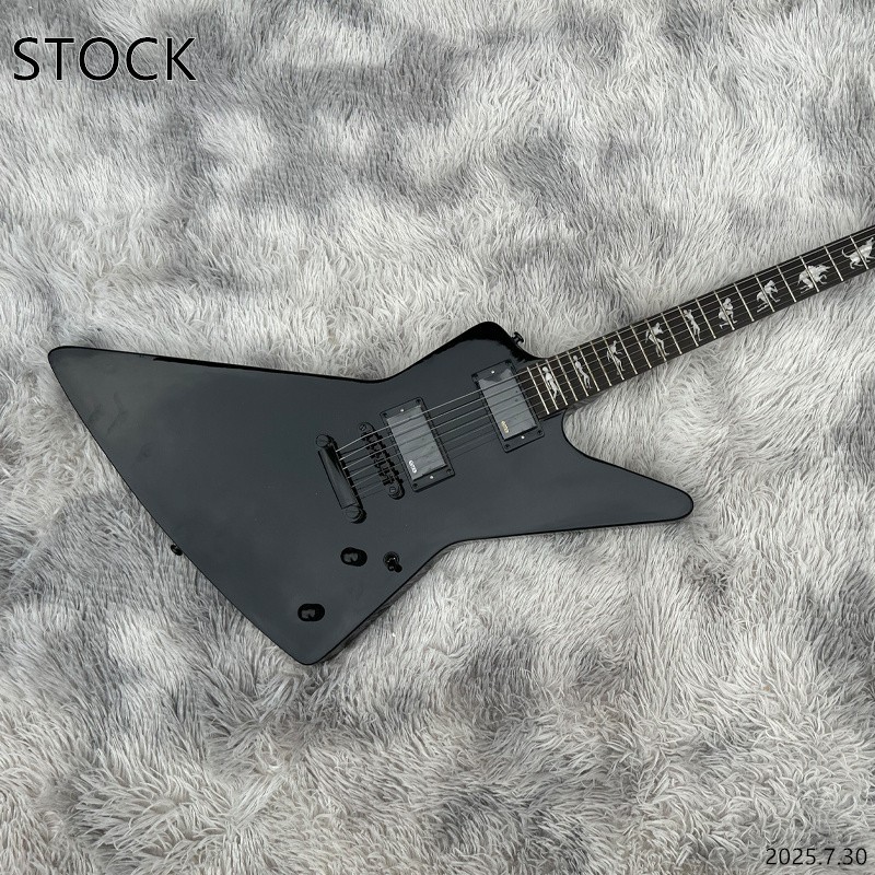 Eelctric guitar wolf to man inlay explorer black ebony fingerboard passive picku